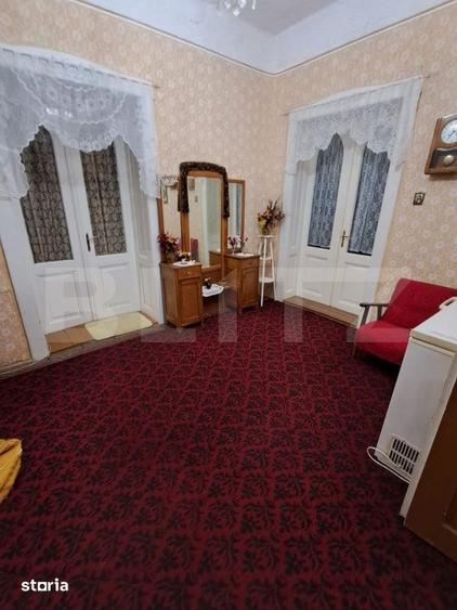 Casă cu 6 camere cu Teren 1500 Mp în Central