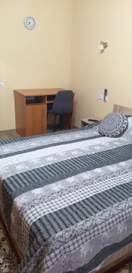 Casă cu 15 camere cu Canalizare în Delfinariu