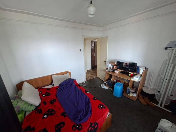 Apartament cu 2 camere decomandat în Bd. Independenței