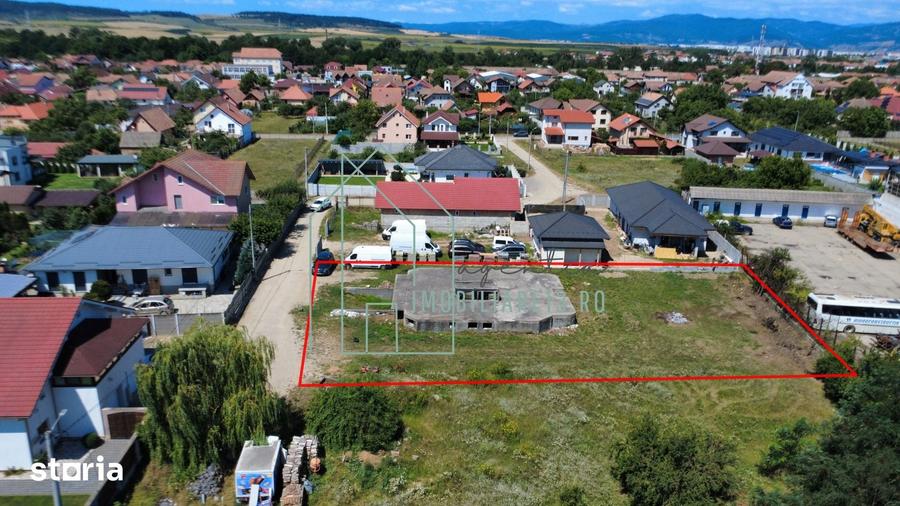 Teren de 1210 mp, în Central