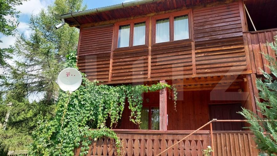Casă individuală cu 6 camere cu Canalizare în Vest