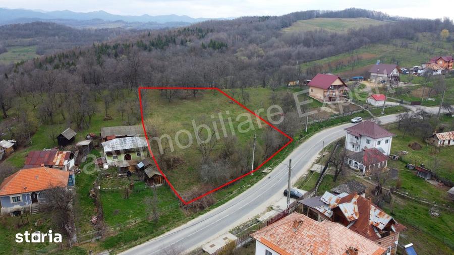 Teren de 2674 mp, în Cepari