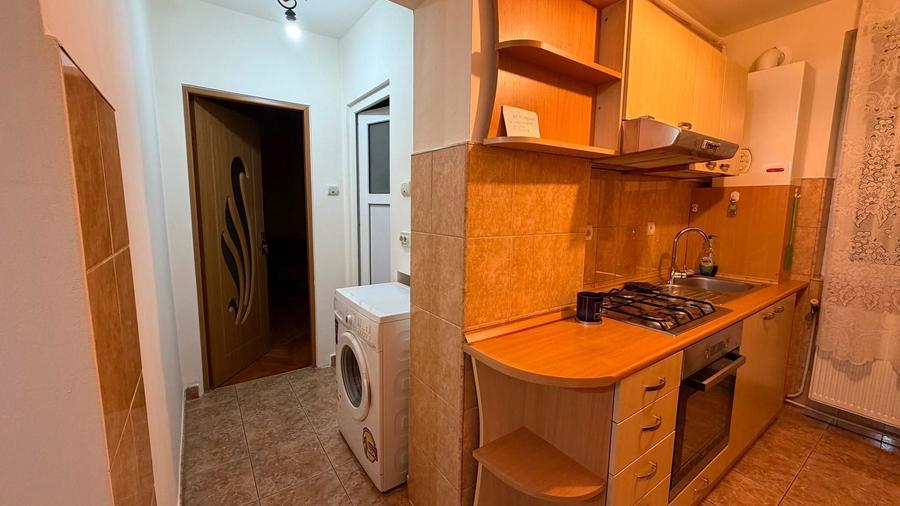 Apartament cu 2 camere decomandat în Central