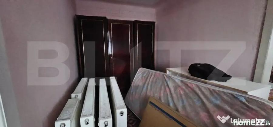 Casă cu 2 camere cu Teren 1200 Mp în Central
