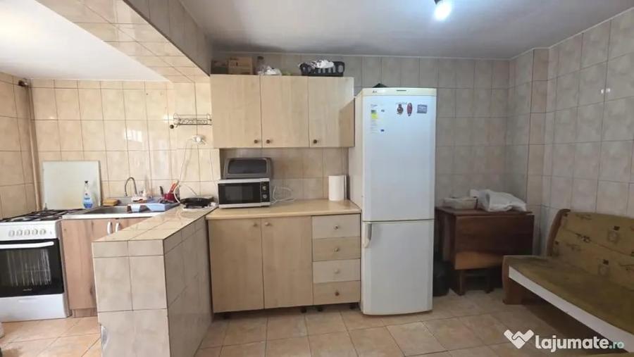 Casă cu 2 camere cu Teren 150 Mp în Iancului