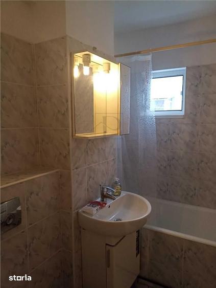 Apartament cu 2 camere semidecomandat în Telegrafului