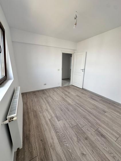 Apartament cu 3 camere în Dobroești