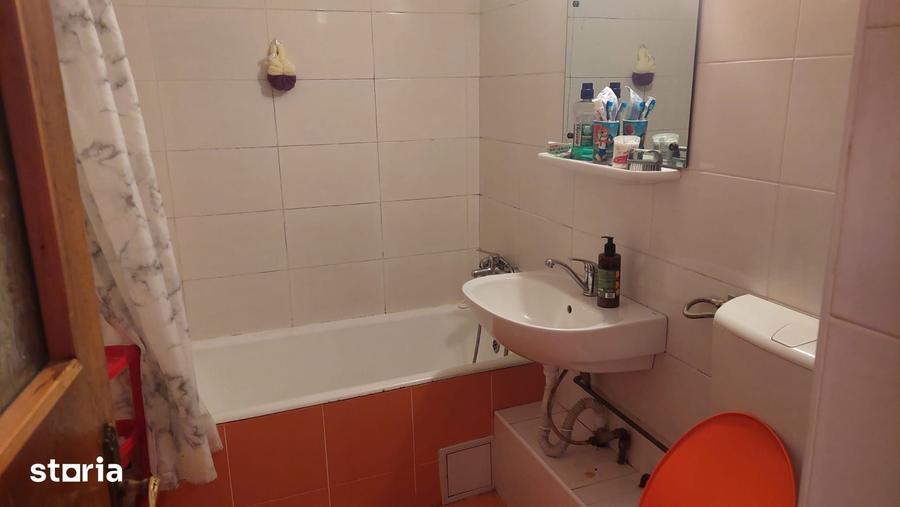 Apartament cu 3 camere decomandat în Ștrand