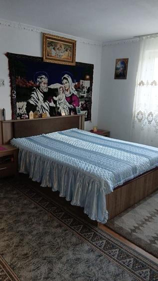 Casă individuală cu 5 camere cu Teren 600 Mp în Șard