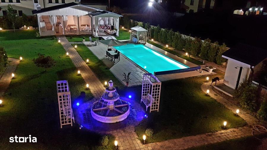 Casă cu 7 camere cu Teren 1687 Mp în Domnești