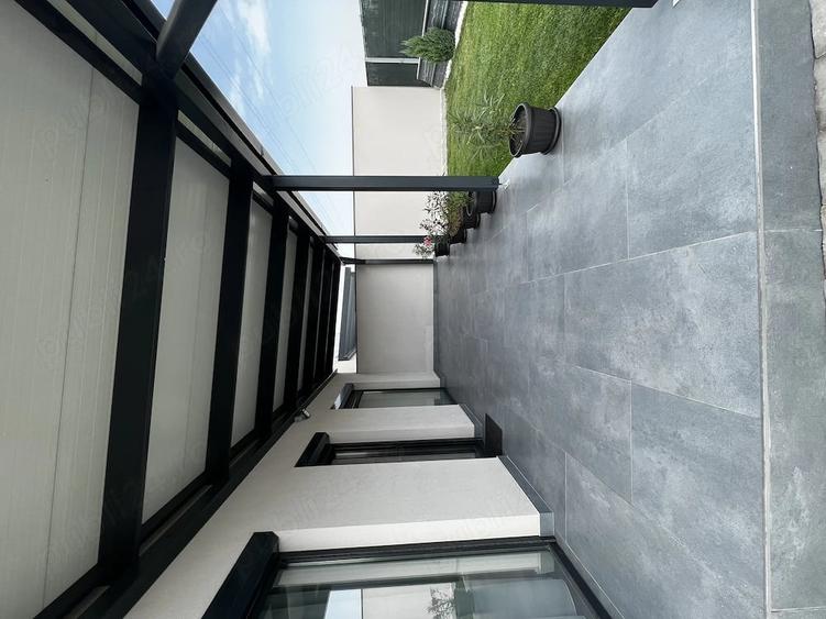 Casă cu 5 camere cu Teren 280 Mp în Giarmata