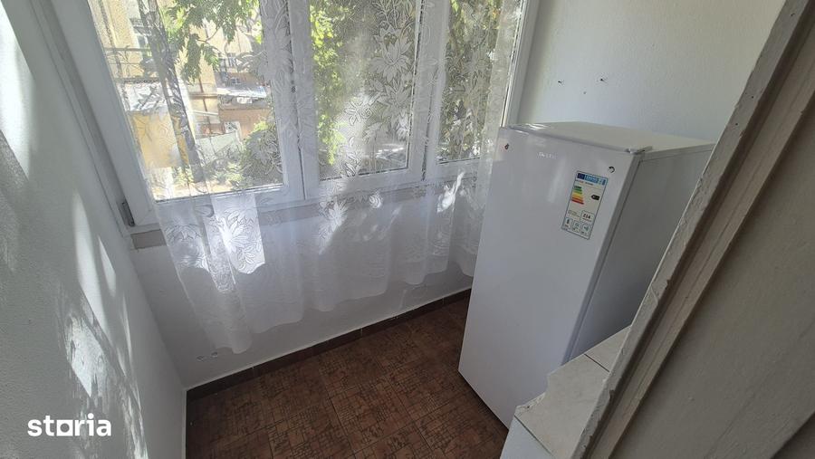 Apartament cu 4 camere semidecomandat în Ștefan cel Mare