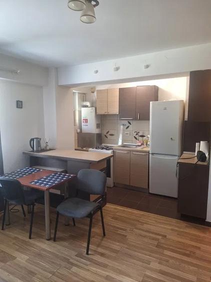 Apartament cu 2 camere semidecomandat, mobilat în 1 Decembrie 1918
