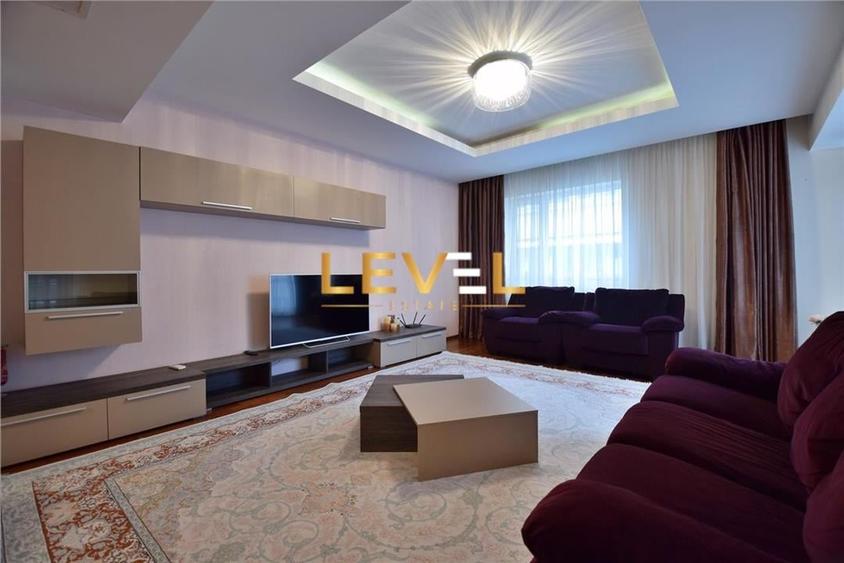 Apartament cu 3 camere decomandat în Herăstrău