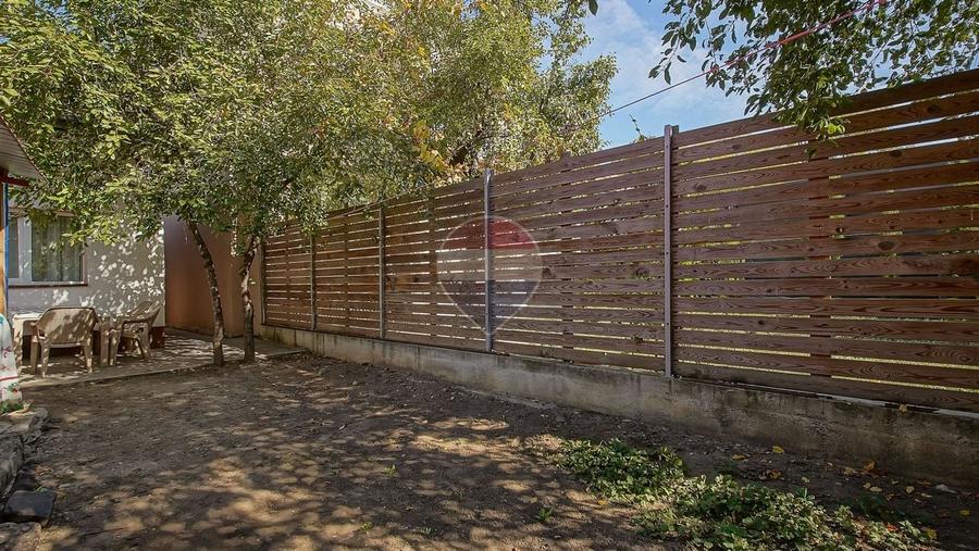 Casă individuală cu 4 camere cu Teren 269 Mp în Brașovul Vechi