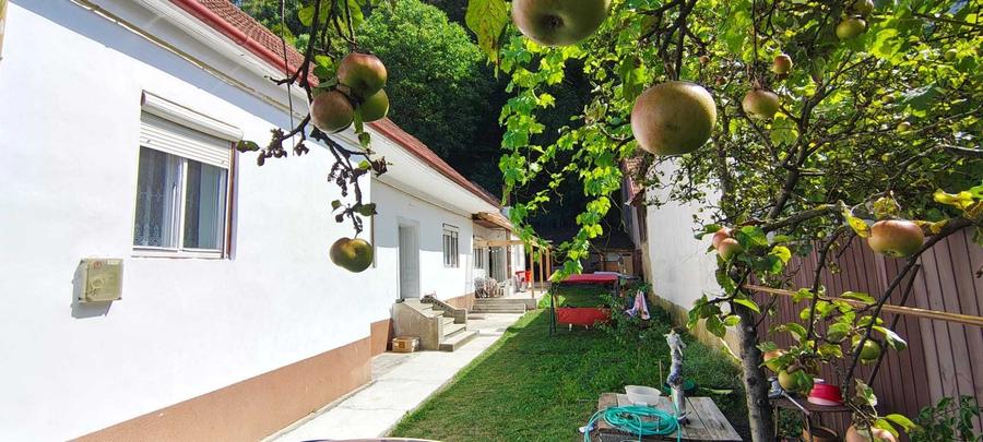 Vand casa cu 5 camere in Rasnov - 8