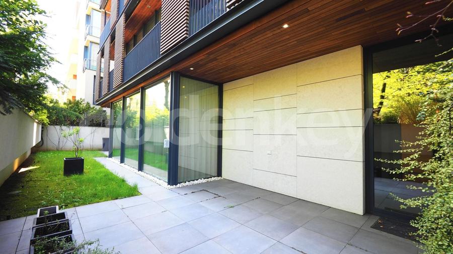 Apartament cu 4 camere decomandat, mobilat în Primăverii