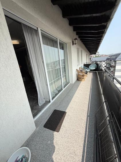 Apartament cu 2 camere decomandat în Florești