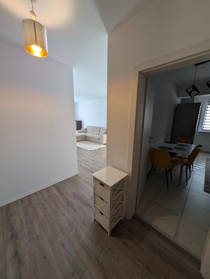 Apartament cu 3 camere decomandat, mobilat în Theodor Pallady