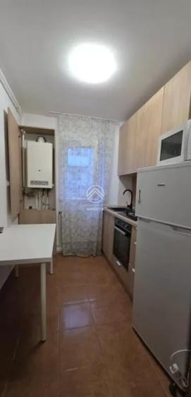 Apartament cu 2 camere decomandat în Gruia