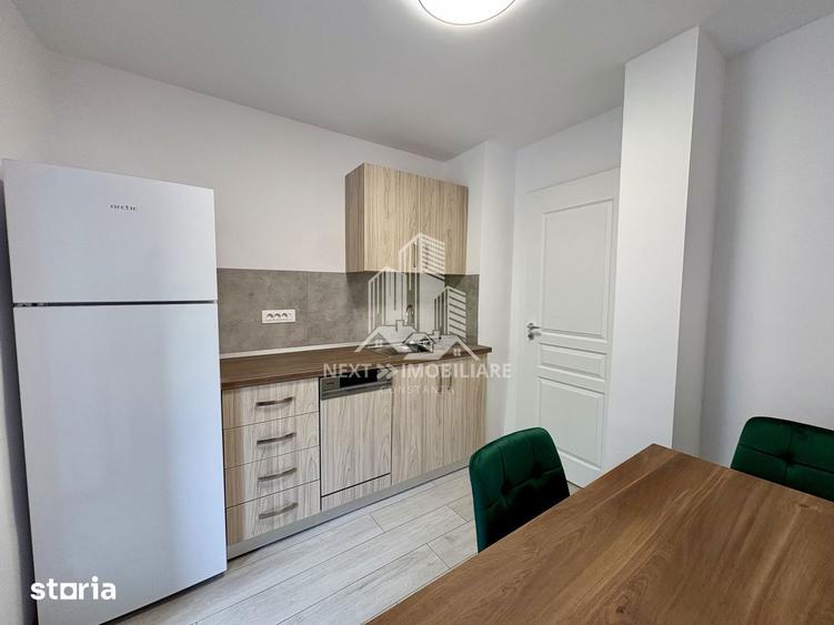 Apartament cu 2 camere, mobilat în Delfinariu
