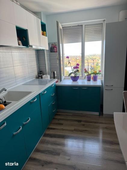 Apartament cu 3 camere decomandat în Iosia