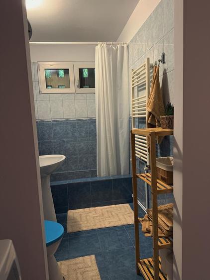 Inchiriez ap cozy , mega spatios ,3 camere , zona Piata Sudului - 1