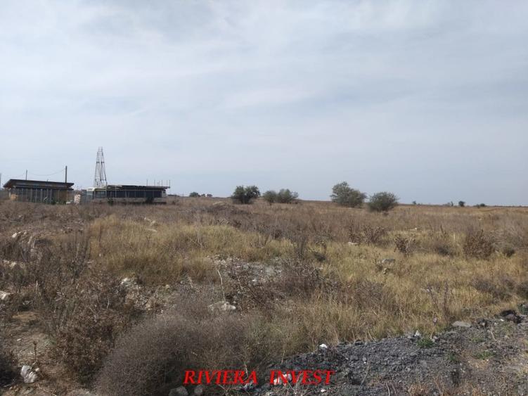 Teren Construcții intravilan de 12600 mp, în Vest