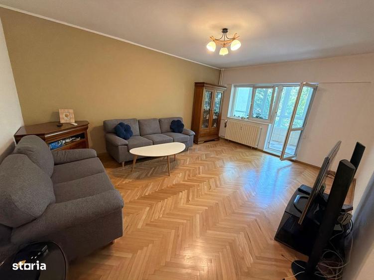 Apartament cu 4 camere decomandat în Sălaj