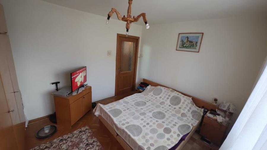 Apartament cu 3 camere în Aiud