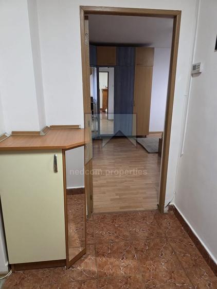 Inchiriere apartament 3 camere Nerva Traian - - 10