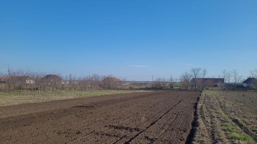 Casă cu 4 camere în Grăniceri
