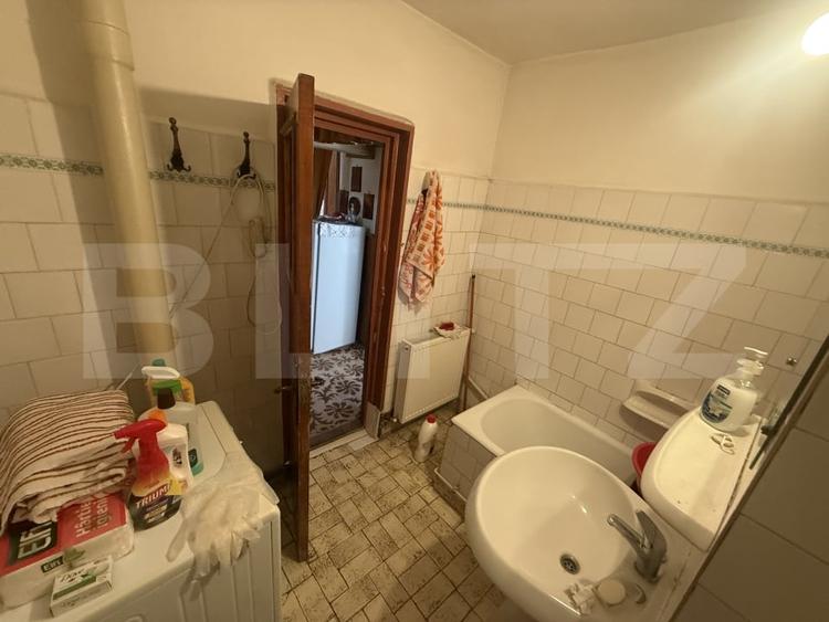 Apartament cu 4 camere decomandat, mobilat în Ultracentral