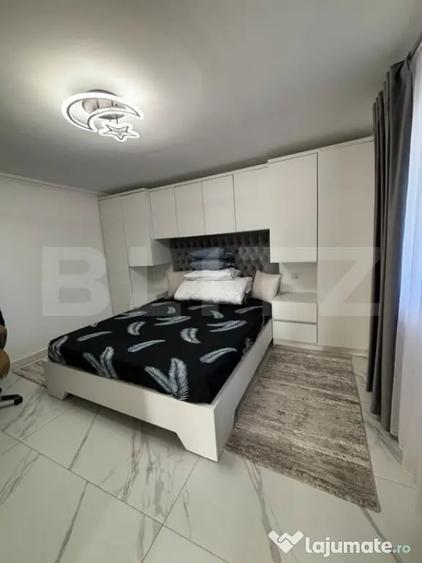 Casă cu 5 camere cu Teren 3600 Mp în Central