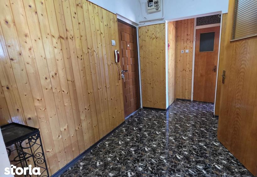 Apartament cu 2 camere decomandat în Crângași