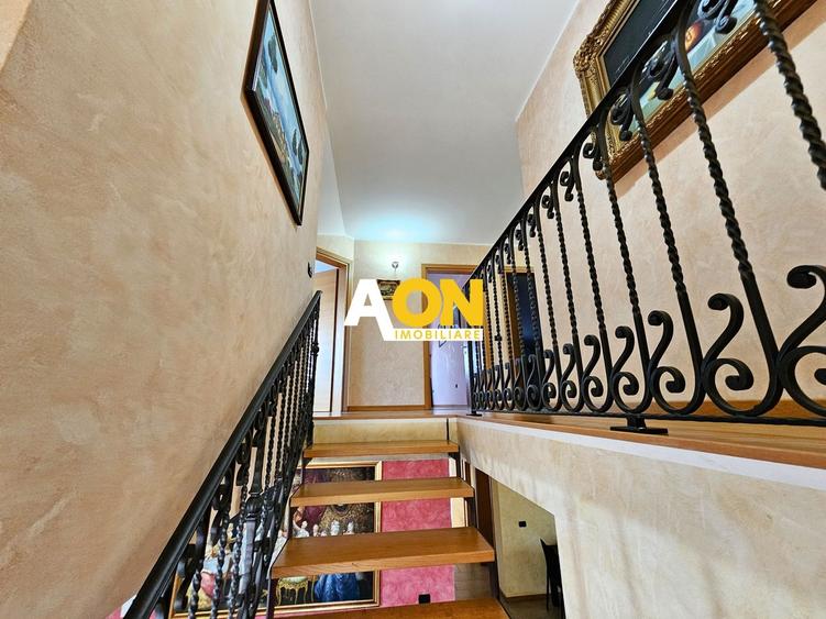 Casă individuală cu 7 camere cu Canalizare în Central