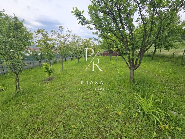 Teren Construcții intravilan de 1550 mp, în Florești