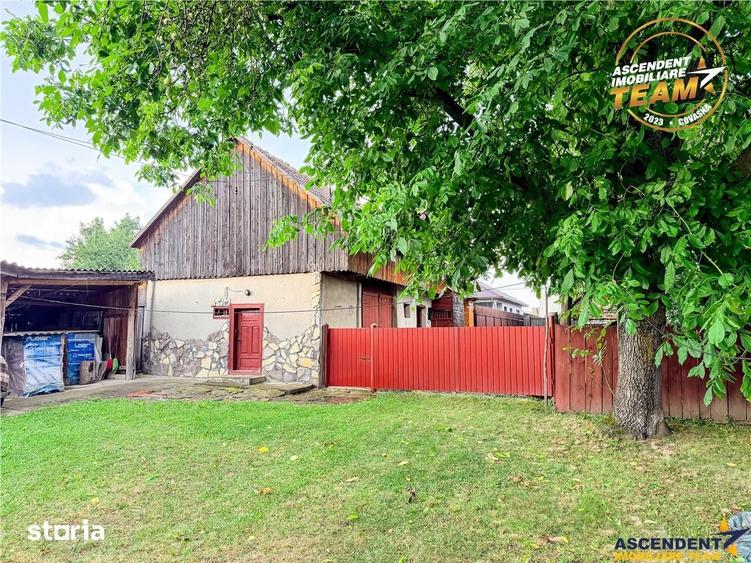 Casă cu 4 camere cu Teren 1315 Mp în Cernat