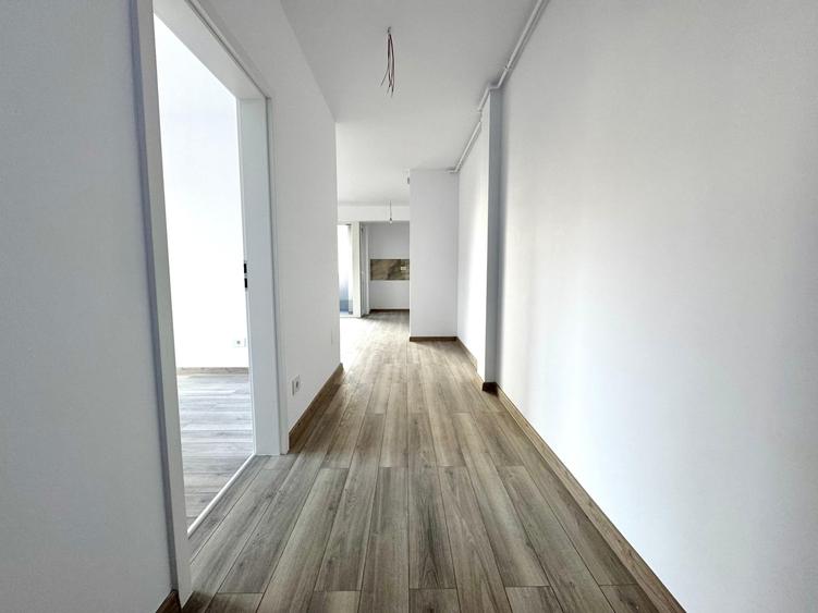 Apartament cu 2 camere decomandat în Aradului