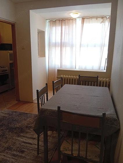 Garsonieră decomandată în Take Ionescu