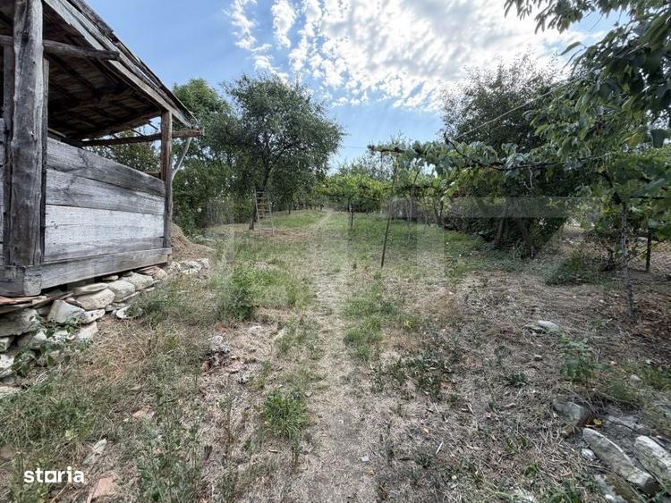 Casă cu 3 camere în Pericei