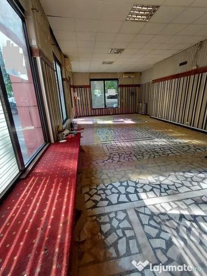 Spațiu comercial, de 105 mp, în Basarabia