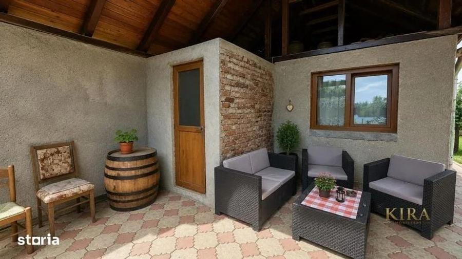 Casă cu 4 camere decomandat cu Teren 700 Mp în Central