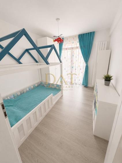 Apartament cu 4 camere în Baciu