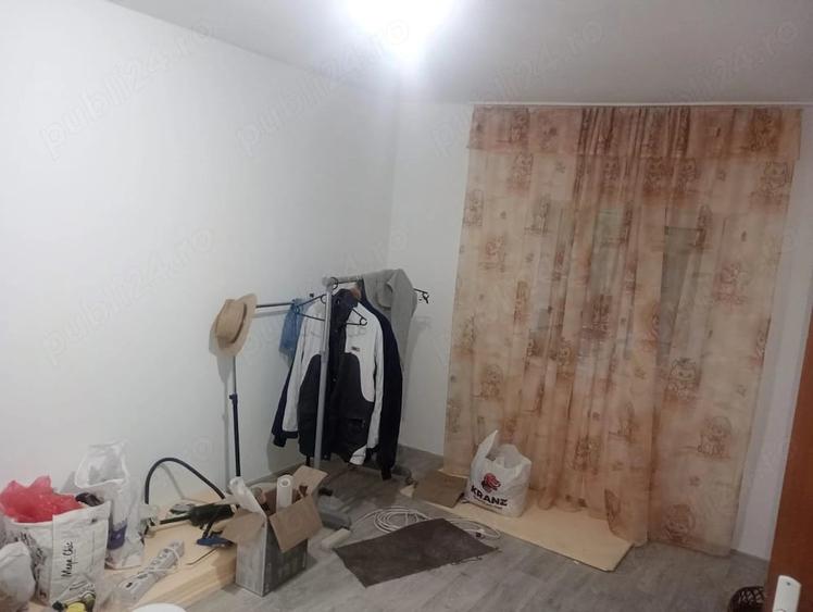 Casă cu 2 camere cu Teren 2000 Mp în Șipote