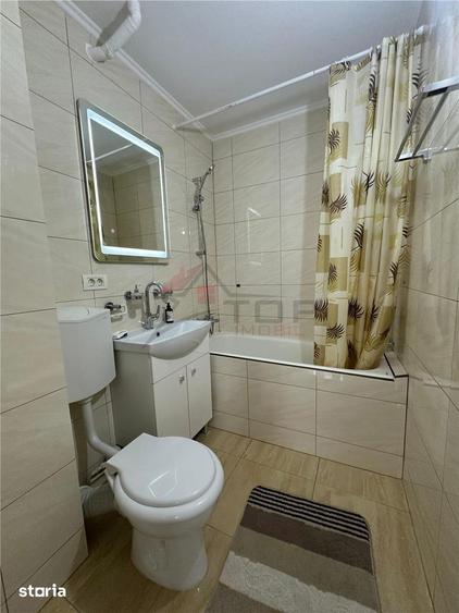 Apartament cu 2 camere nedecomandat în Podu Roș