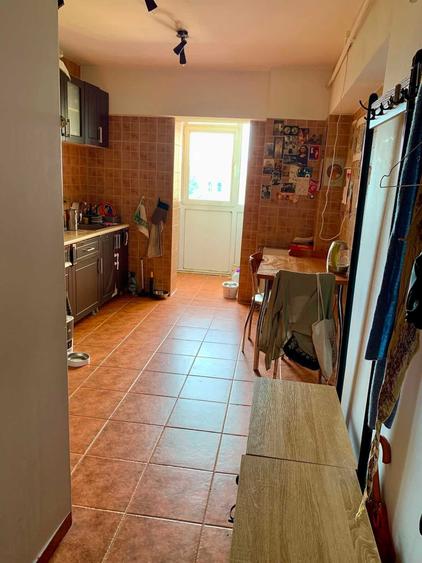 Apartament cu 3 camere decomandat în Ultracentral