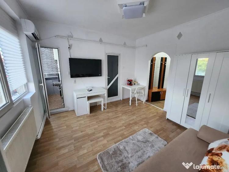 Garsonieră în Parcul Carol