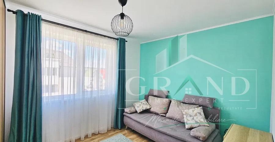 Apartament cu 3 camere semidecomandat, mobilat în Florești