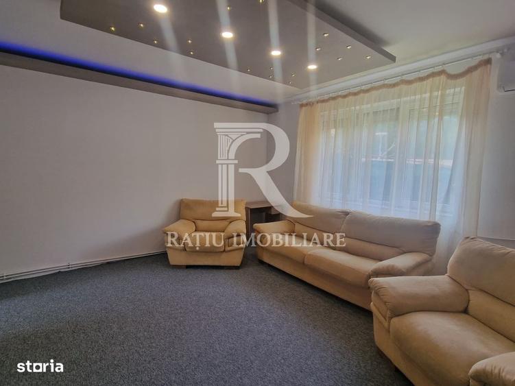 Apartament cu 4 camere în Central